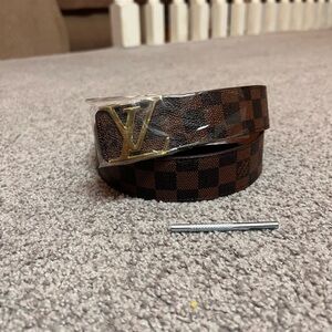 Louis Vuitton Gold Buckle Brown Checkered Belt